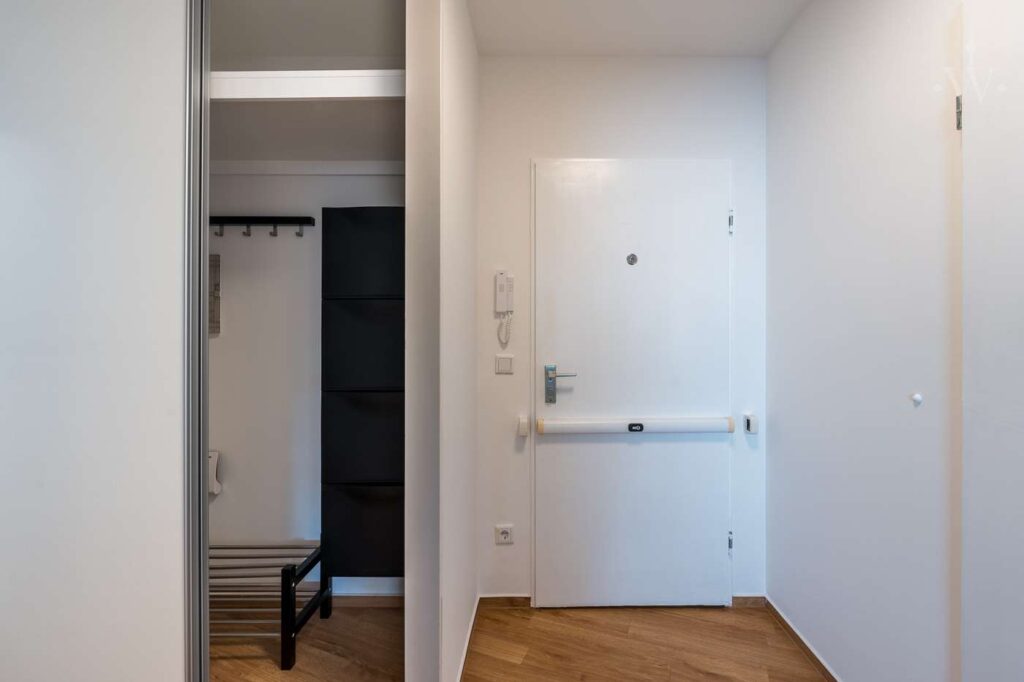 Eingangsbereich - Musterwohnung