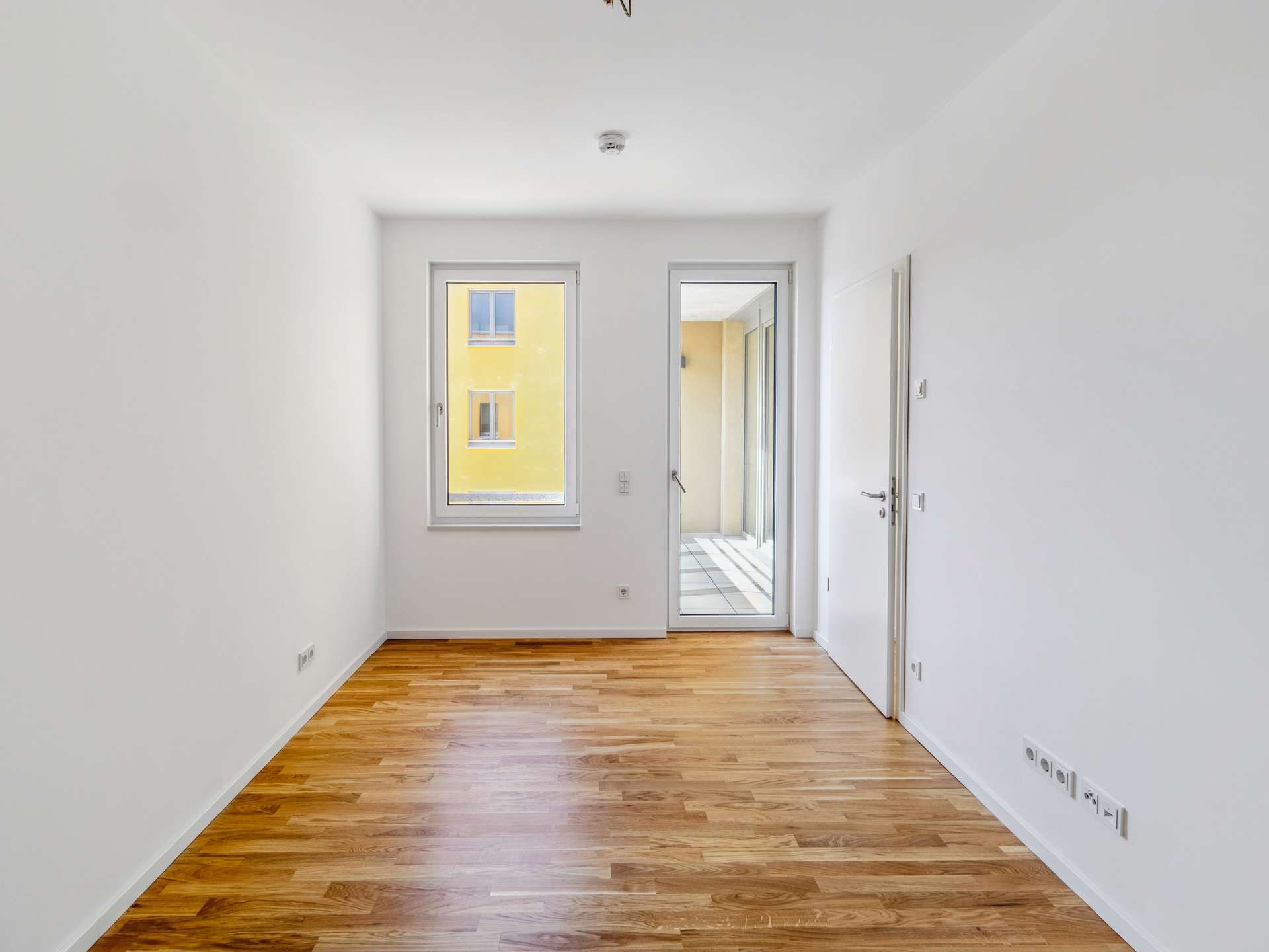 Bezugsfertige 4-Zimmer Neubauwohnung mit ILB-Förderung