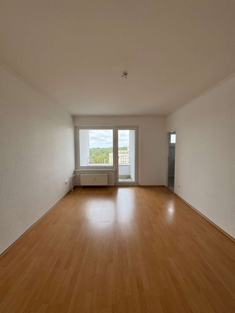 Wohn- Schlafzimmer
